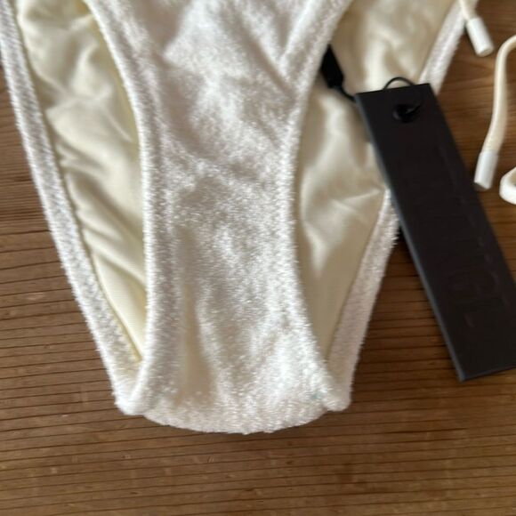 TRIANGL TIE BOTTOM ONLY COCONUT TERRY NO BAG NEW WITH TAGS - Picture 5 of 6